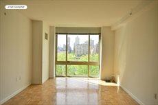 888 Main Street, Apt. 815, Roosevelt Island
