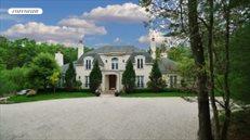 32 Bull Path, East Hampton