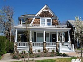 152 Central Ave, Greenport