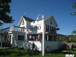 739 Main Rd, Aquebogue