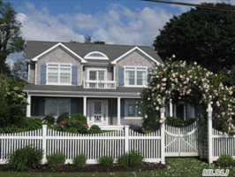 2400 Grathwohl Rd, New Suffolk
