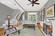 418 10th Street